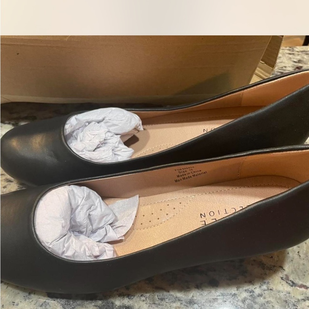 Everyday Black Pumps
